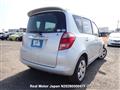 2005 Toyota Ractis