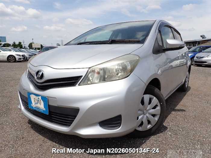 2011 Toyota Vitz