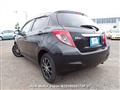 2011 Toyota Vitz