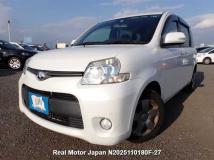 2013 Toyota Sienta