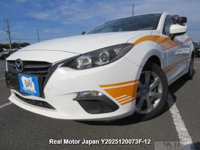 2015 Mazda Axela