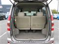 2004 Toyota Noah