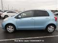 2005 Toyota Vitz