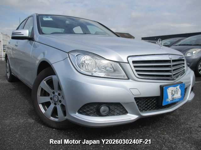 Mercedes-Benz C-Class 2013 photo 2