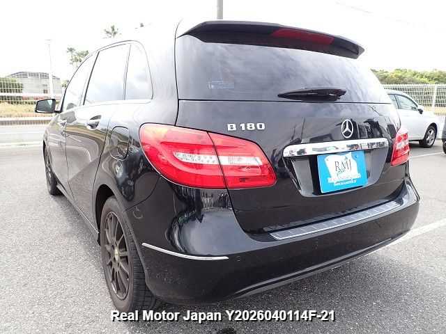 Mercedes-Benz B-Class 2012 photo 3
