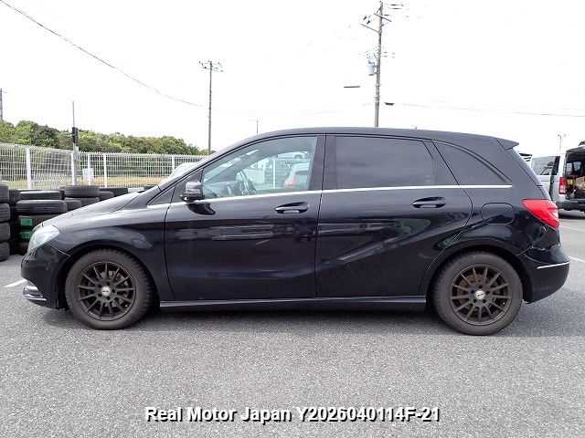 Mercedes-Benz B-Class 2012 photo 5