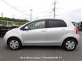 2005 Toyota Vitz