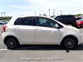 2005 Toyota Vitz