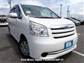 2009 Toyota Noah
