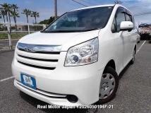 2009 Toyota Noah