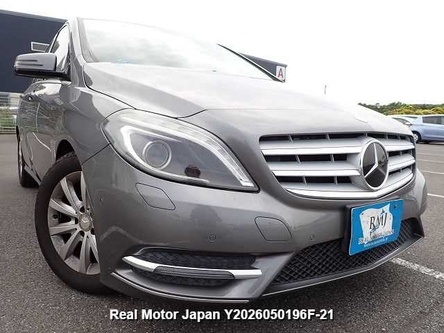 Mercedes-Benz B-Class 2014 photo 2