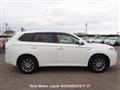 2013 Mitsubishi OUTLANDER PHEV