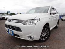 2013 Mitsubishi OUTLANDER PHEV