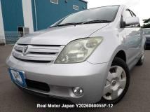 2005 Toyota IST