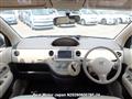 2009 Toyota Sienta