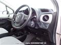 2011 Toyota Vitz