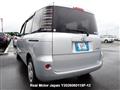 2005 Toyota Sienta