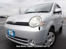 2005 Toyota Sienta