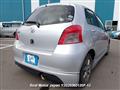 2005 Toyota Vitz