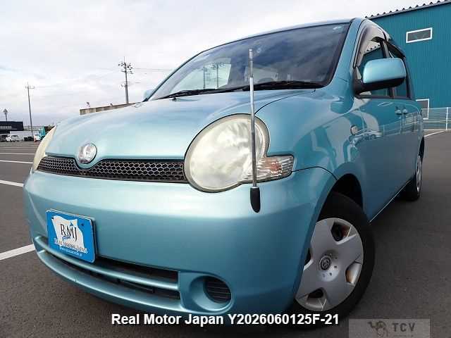 2005 Toyota Sienta