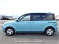 2005 Toyota Sienta