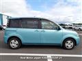 2005 Toyota Sienta
