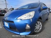2013 Toyota AQUA