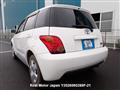 2003 Toyota IST