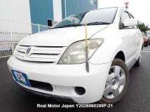 2003 Toyota IST