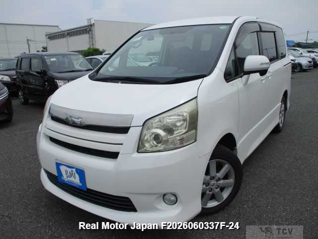 2007 Toyota Noah