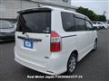 2007 Toyota Noah