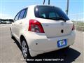 2006 Toyota Vitz