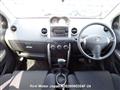 2004 Toyota IST