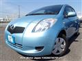 2005 Toyota Vitz