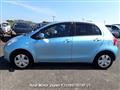 2005 Toyota Vitz