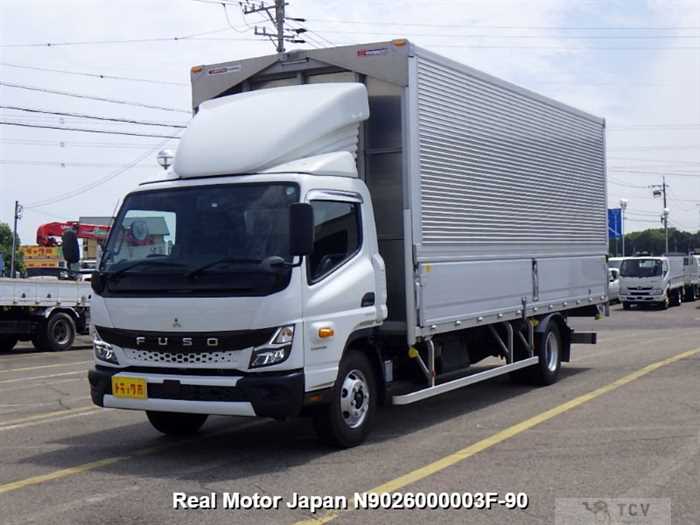 2022 Mitsubishi Canter