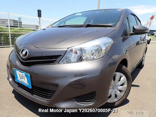 2013 Toyota Vitz