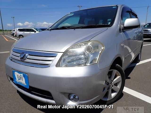 2009 Toyota Raum