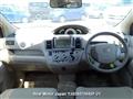 2009 Toyota Raum
