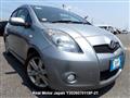 2006 Toyota Vitz