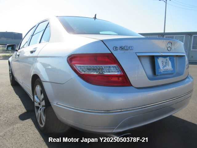 Mercedes-Benz C-Class 2011 photo 3