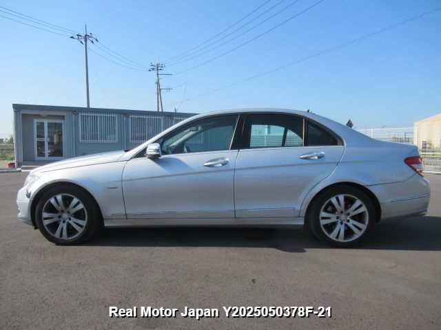 Mercedes-Benz C-Class 2011 photo 5