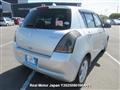 2004 Suzuki Swift