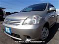 2005 Toyota Raum