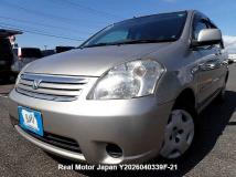 2005 Toyota Raum