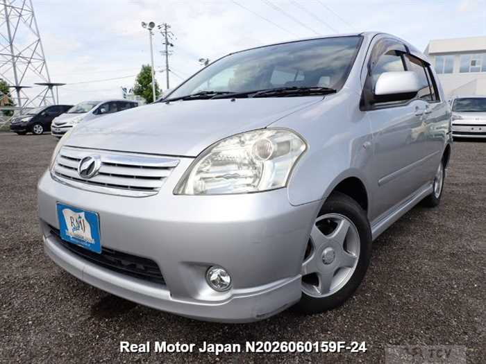 2009 Toyota Raum