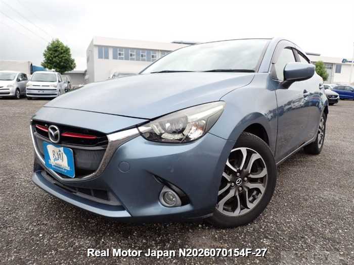 2016 Mazda Demio