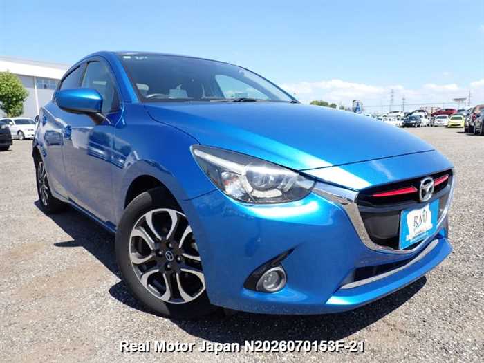 Mazda Demio 2016 photo 2