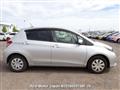 2011 Toyota Vitz