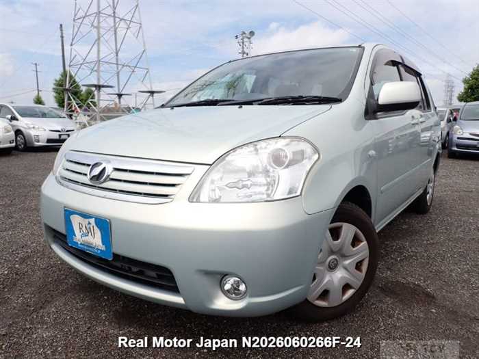 2011 Toyota Raum